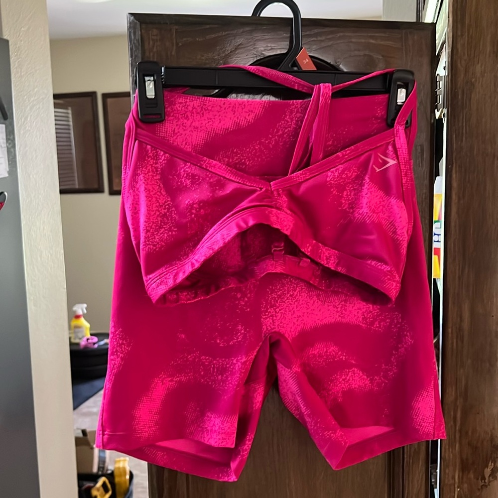 Gymshark Power Sports Bra and Matching Shorts